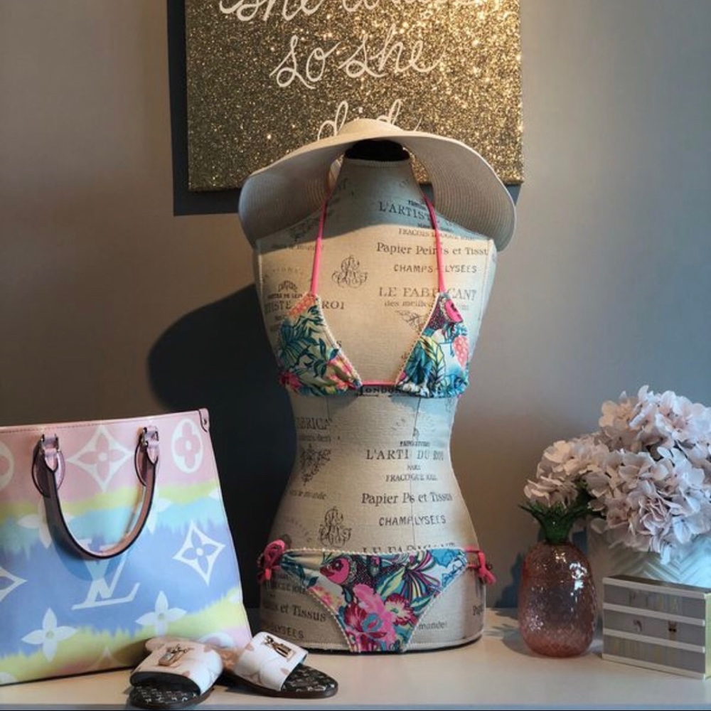 Exotic bikini